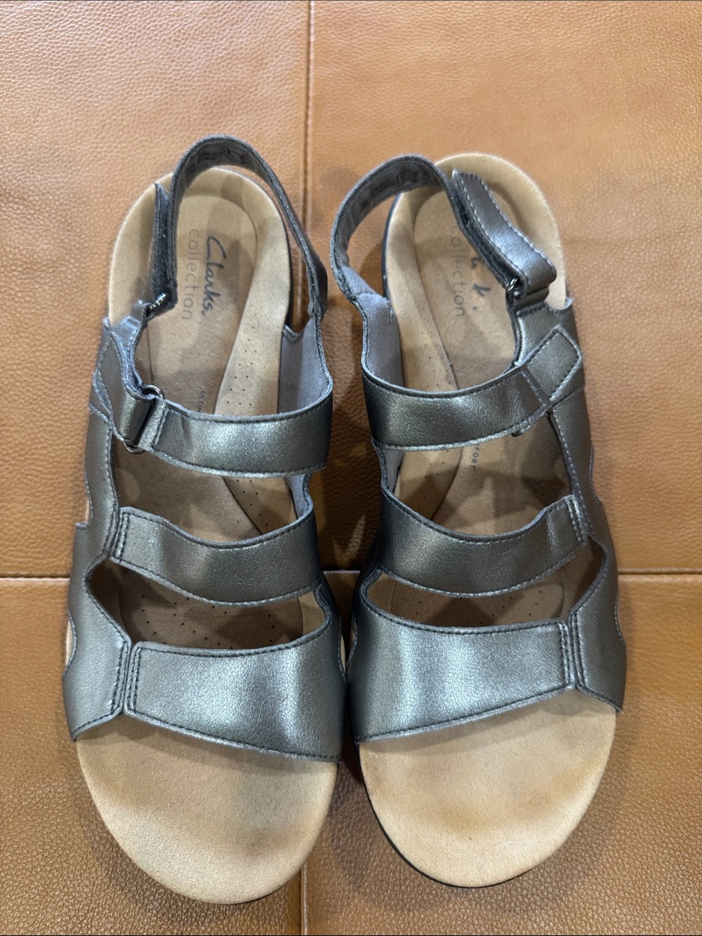 Clarks Collection Ultimate Comfort Women’s Silver Sandals Size 11 Adjustable